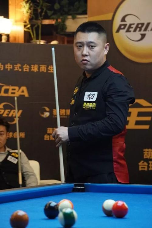 对年轻球员 对年轻球员