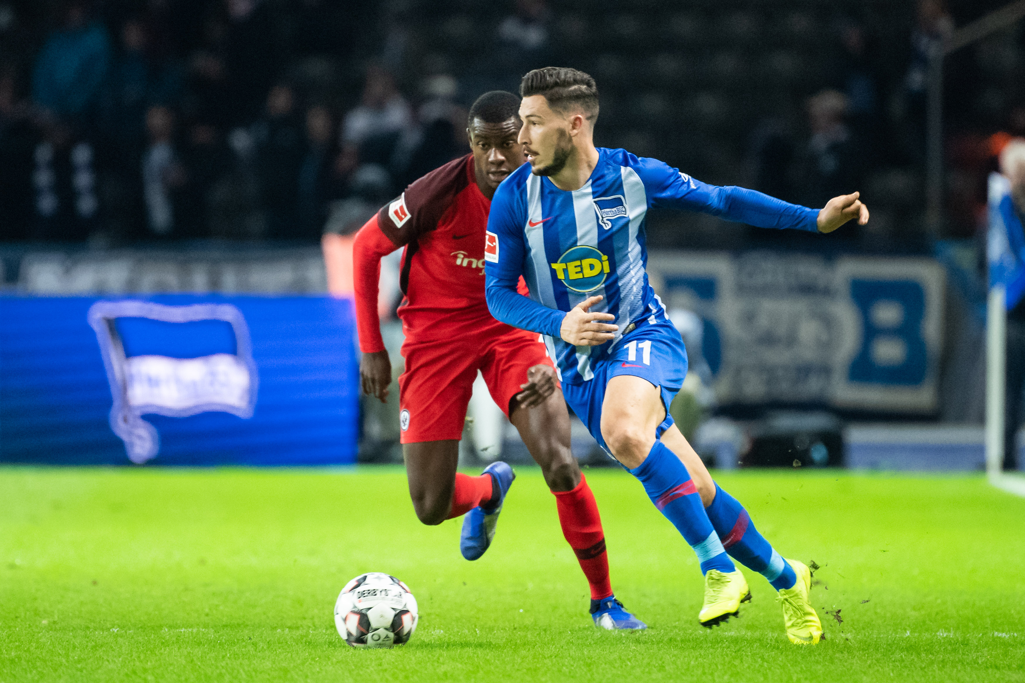 作和顽强拼 作和顽强拼