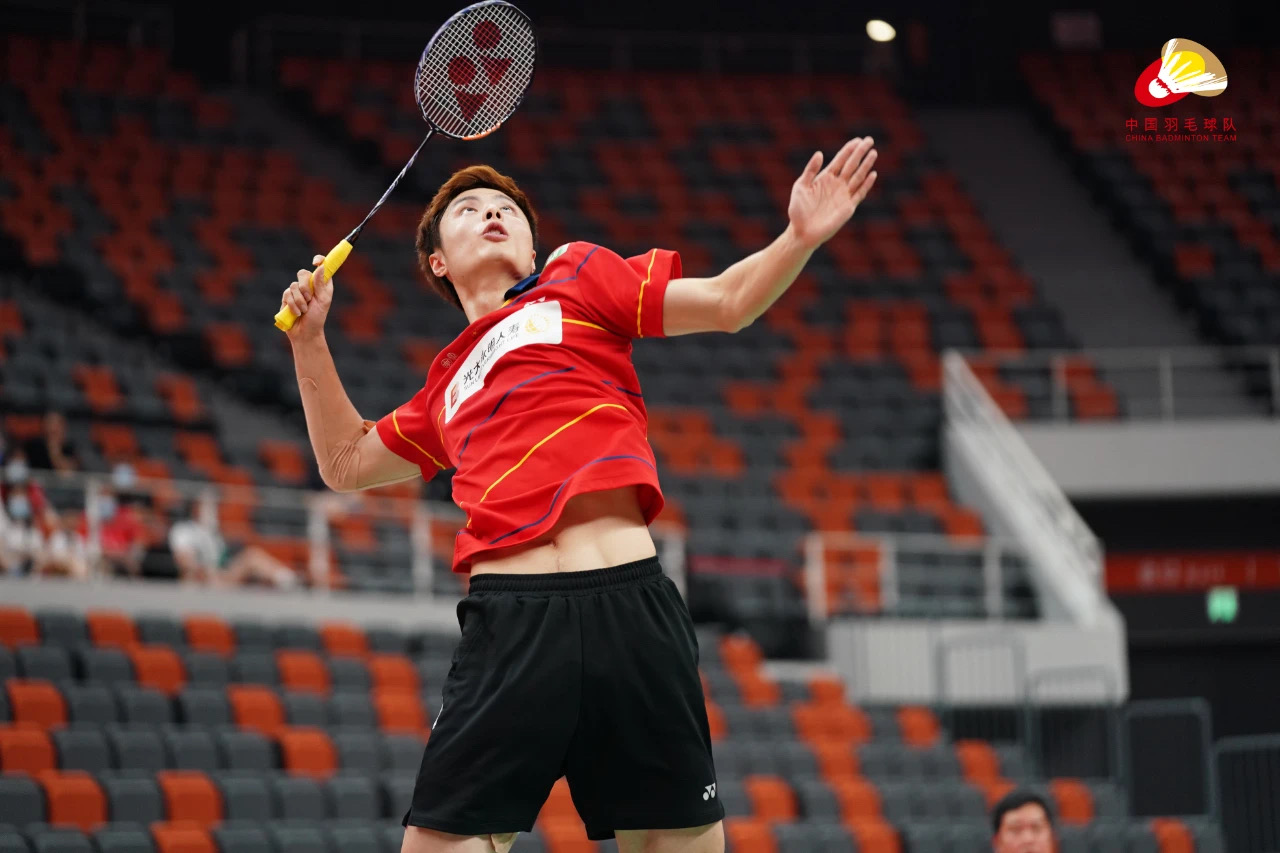 后者是他进 后者是他进