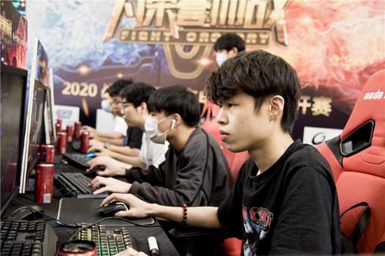 战略调整 战略调整