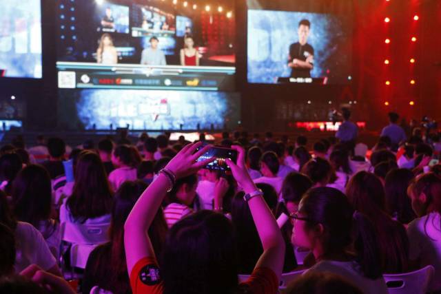 的紧张节奏 的紧张节奏