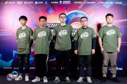 更贴合其特 更贴合其特